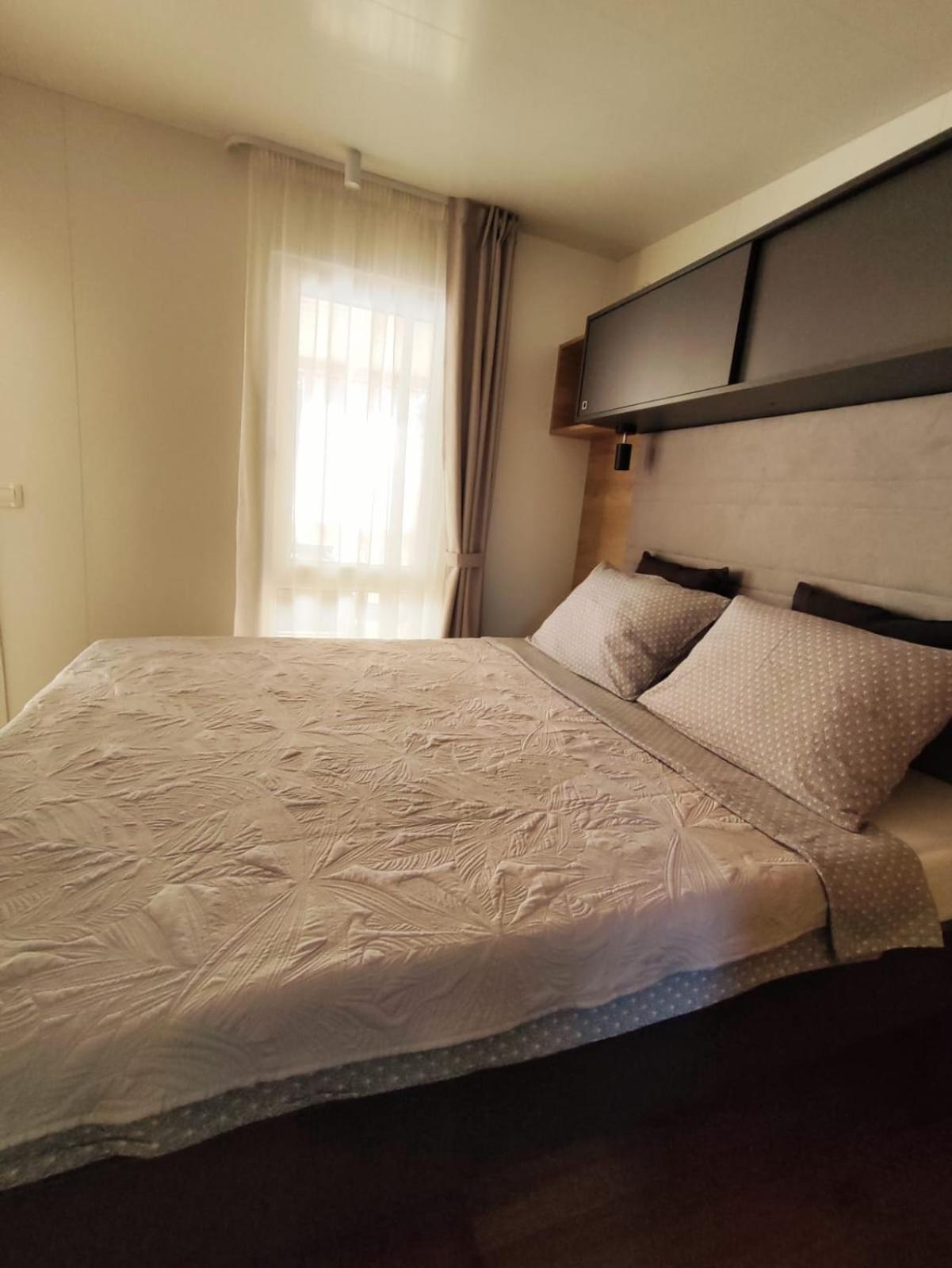 Mobile Home Kala Biograd Na Moru Bagian luar foto